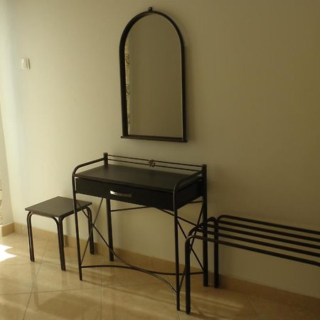 Nikolakakis Rooms Lavrio Szoba fotó
