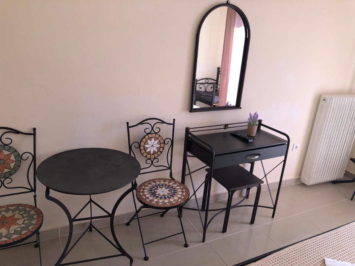 Nikolakakis Rooms Lavrio Kültér fotó