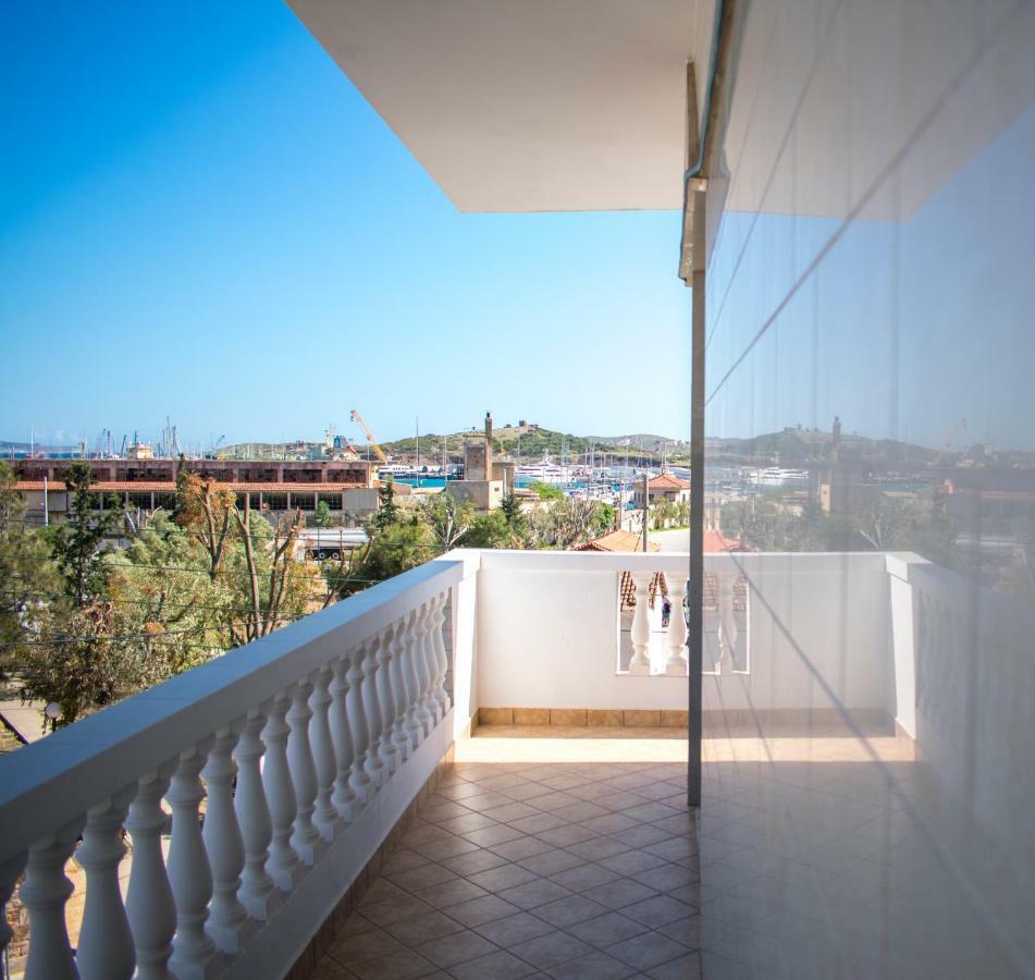 Nikolakakis Rooms Lavrio Kültér fotó