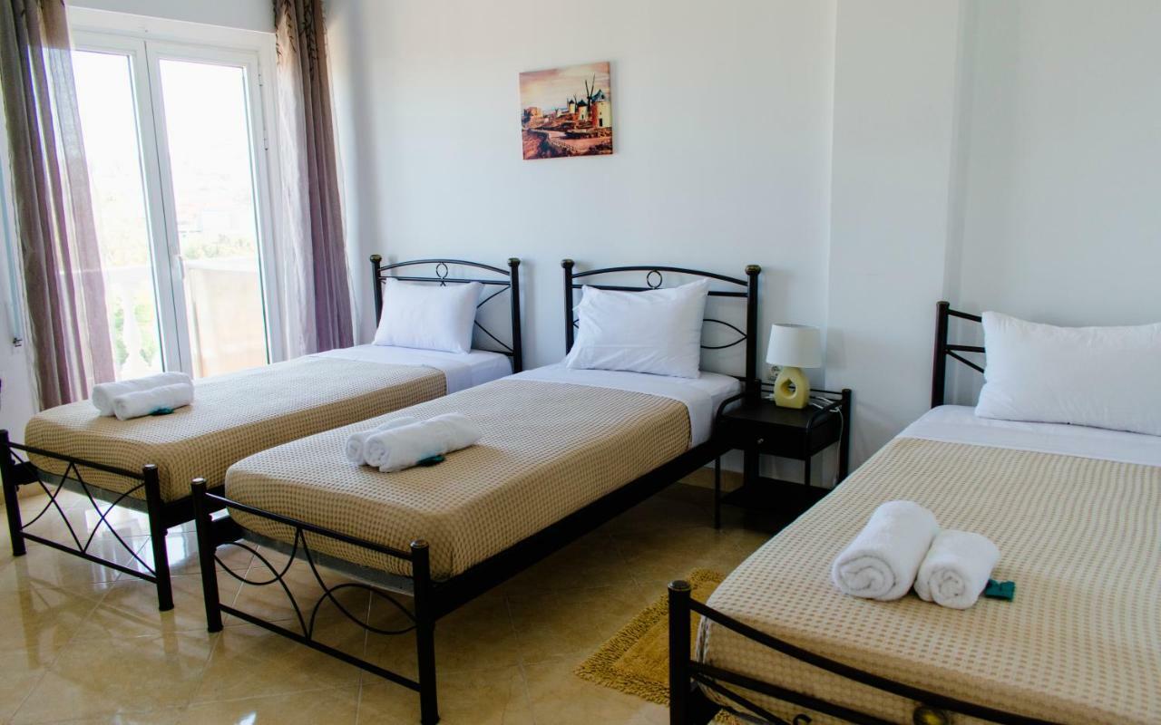 Nikolakakis Rooms Lavrio Kültér fotó